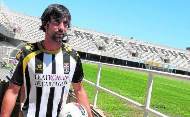 El valenciano Fernando Martín, el día de su presentación como jugador del FC Cartagena/PABLO SÁNCHEZ / AGM
