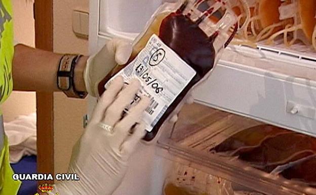 Bolsa de sangre decomisada durante la 'Operación Puerto'. /Efe