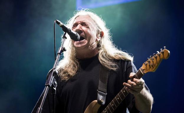 Rosendo Mercado durante un concierto en Las Vistillas, en Madrid.