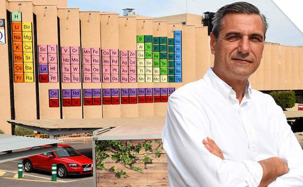 El decano de la Facultad de Química, Pedro Lozano.