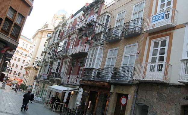Unos edificios del centro de Cartagena.