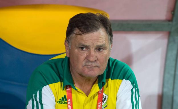 José Antonio Camacho, entrenador de Gabón. /Afp