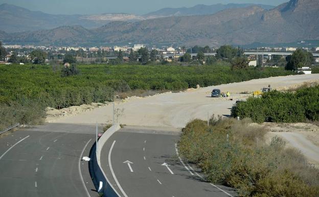 La 'autovía del bancal', a la altura de Zeneta./Nacho García / AGM