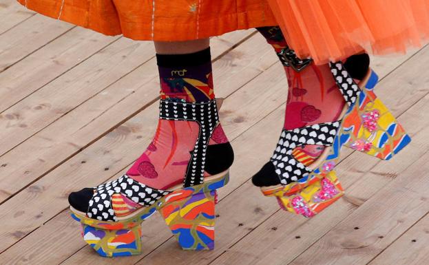Diseño de Manish Arora. /Pascal Rossignol (Reuters)