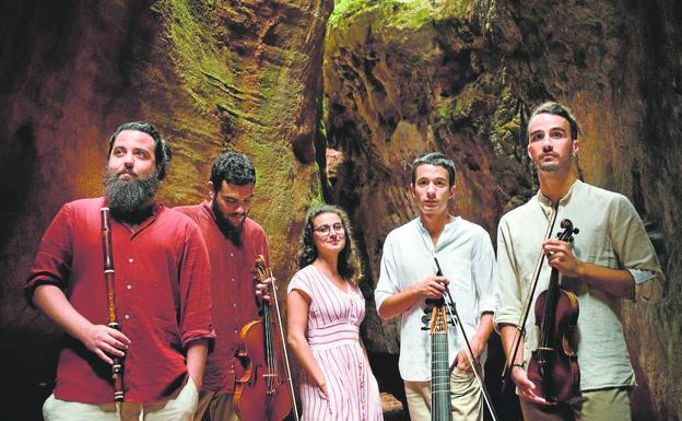 Componentes de Anacronía en el Estrecho de la Arboleja (Aledo), uno de los escenarios del festival ECOS.