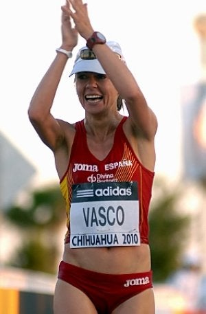 María Vasco, oro en los 20 kilómetros, llega a la meta. :: EFE/
