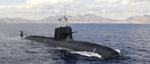Simulación de un submarino de la serie 80 navegando por la costa cartagenera. ::
NAVANTIA/