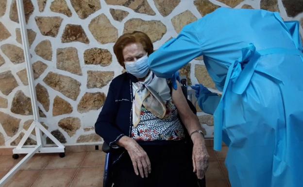 Vacuna coronavirus en Murcia: Miras pide adelantar la ...