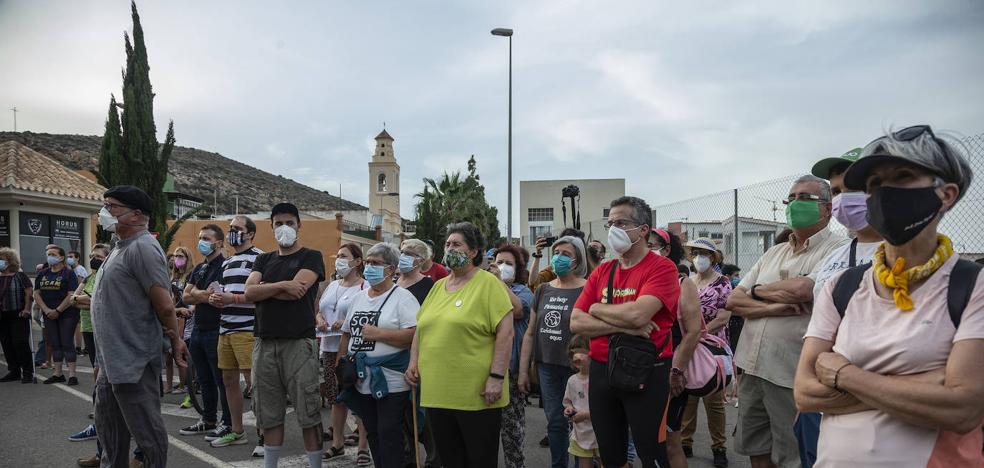 Protesta vecinal en la Concepción para que no edifiquen en una pinada - Vimarsana News