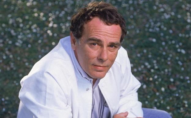 Actor Dean Stockwell started out in Hollywood as a child.