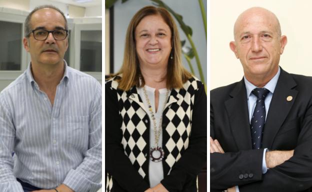 The Dean of Letters, Pascual Cantos;  the Dean of Biology, Alfonsa García;  and Antonio Calvo Flores, professor in the Department of Quantitative Methods for the Flores Economy and Business. 