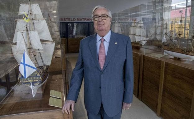 Julio Castelo Matrán, during a visit to the Cartagena Naval Museum in January 2020.
