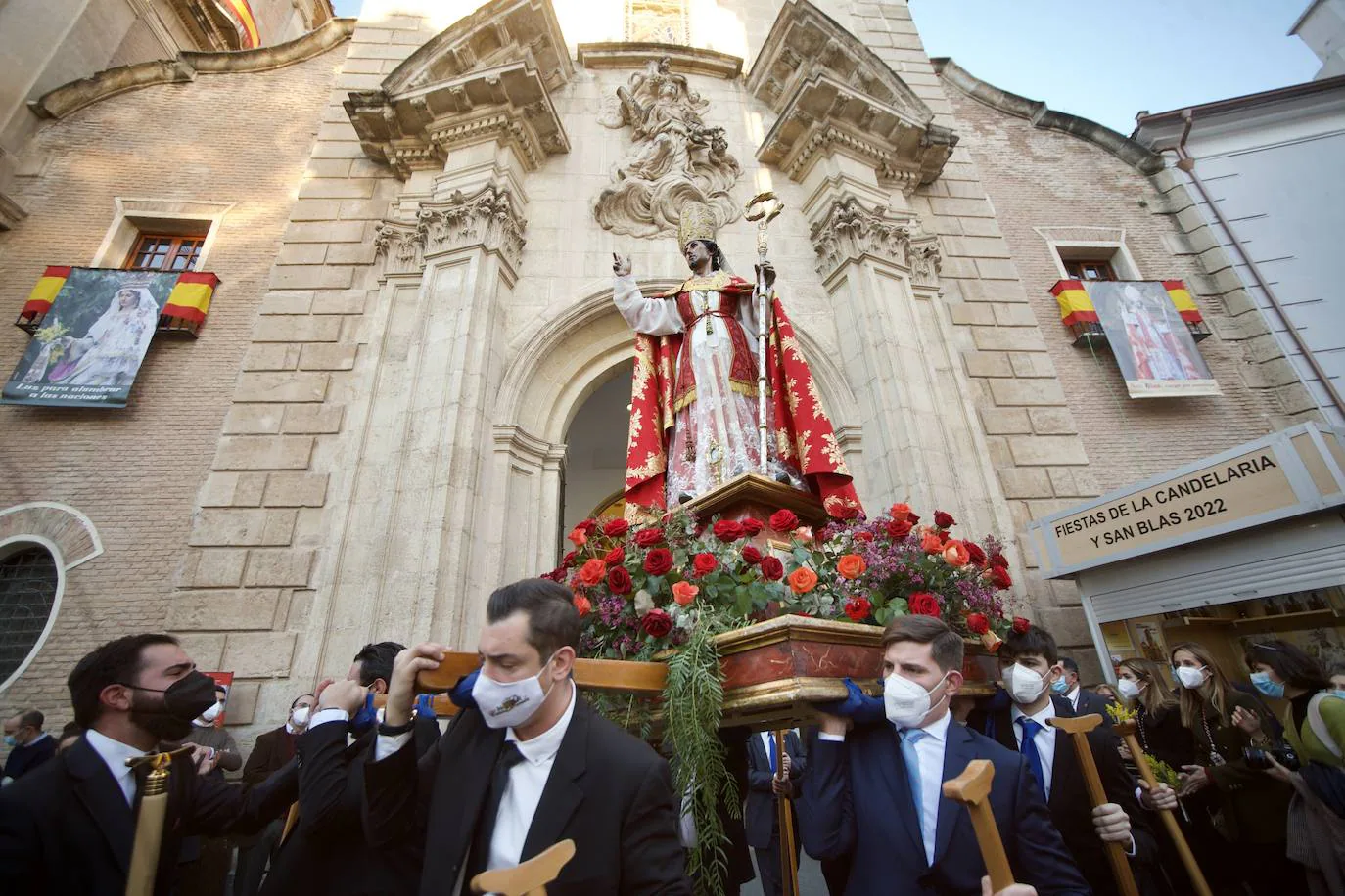 Fotos: Procesión en honor a La Candelaria en el barrio murciano de Santa  Eulalia | La Verdad