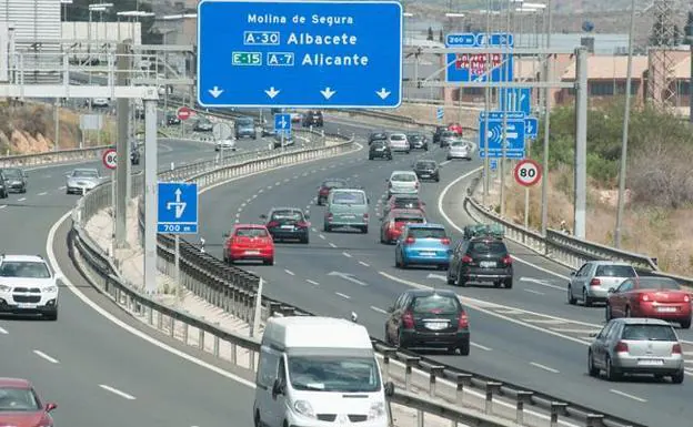 Traffic on the highway at the exit of Murcia, in a file image. 