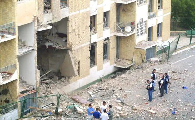 State in which the Santa Pola barracks remained after suffering the car bomb attack.