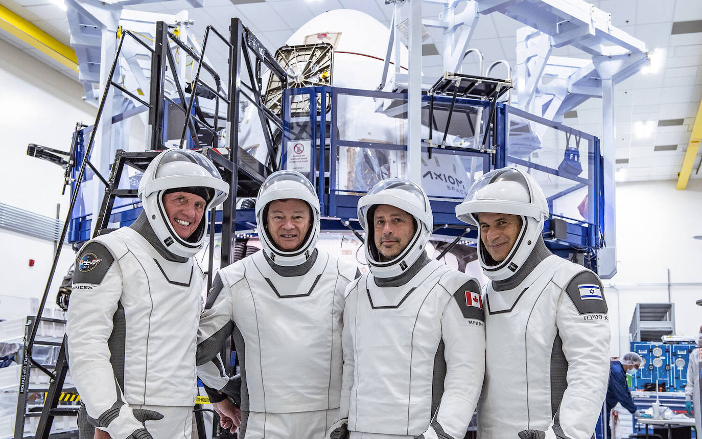 The four astronauts of the Axiom-1 mission.  Michael López-Alegría is second from the left.