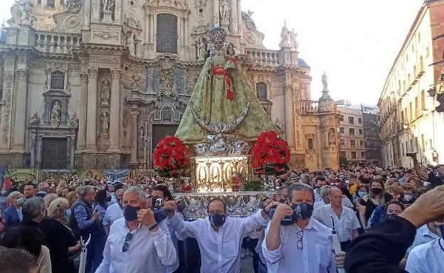 The Virgin of Fuensanta, this Tuesday, at the beginning of the pilgrimage.