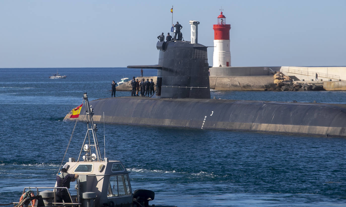 Fotos: El Submarino S-81 'Isaac Peral' Comienza Las Pruebas De Mar ...