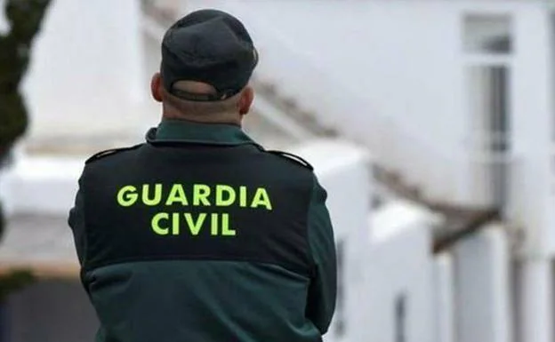 An agent of the Civil Guard, in a file photo.