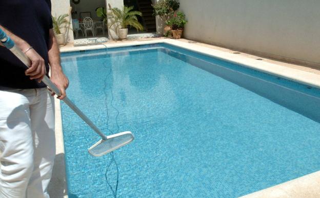 proporcionar Suponer impermeable Todo lo que necesitas saber para realizar tú mismo el mantenimiento de tu  piscina | La Verdad