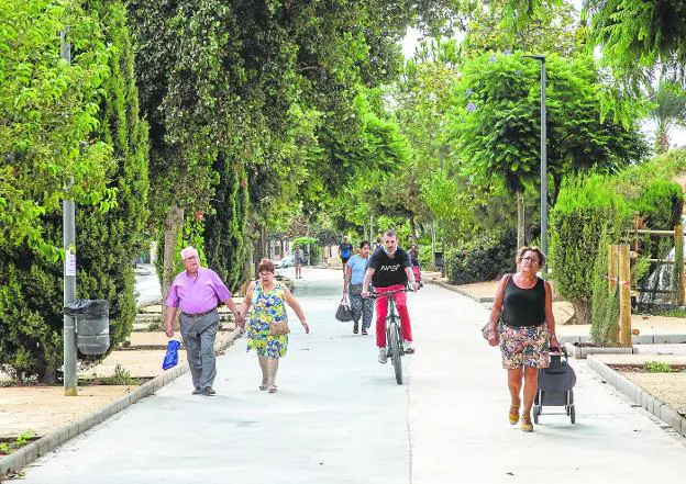 The section of the greenway renovated and opened yesterday for the traffic of pedestrians and cyclists in the Peral neighborhood of Cartagena. 