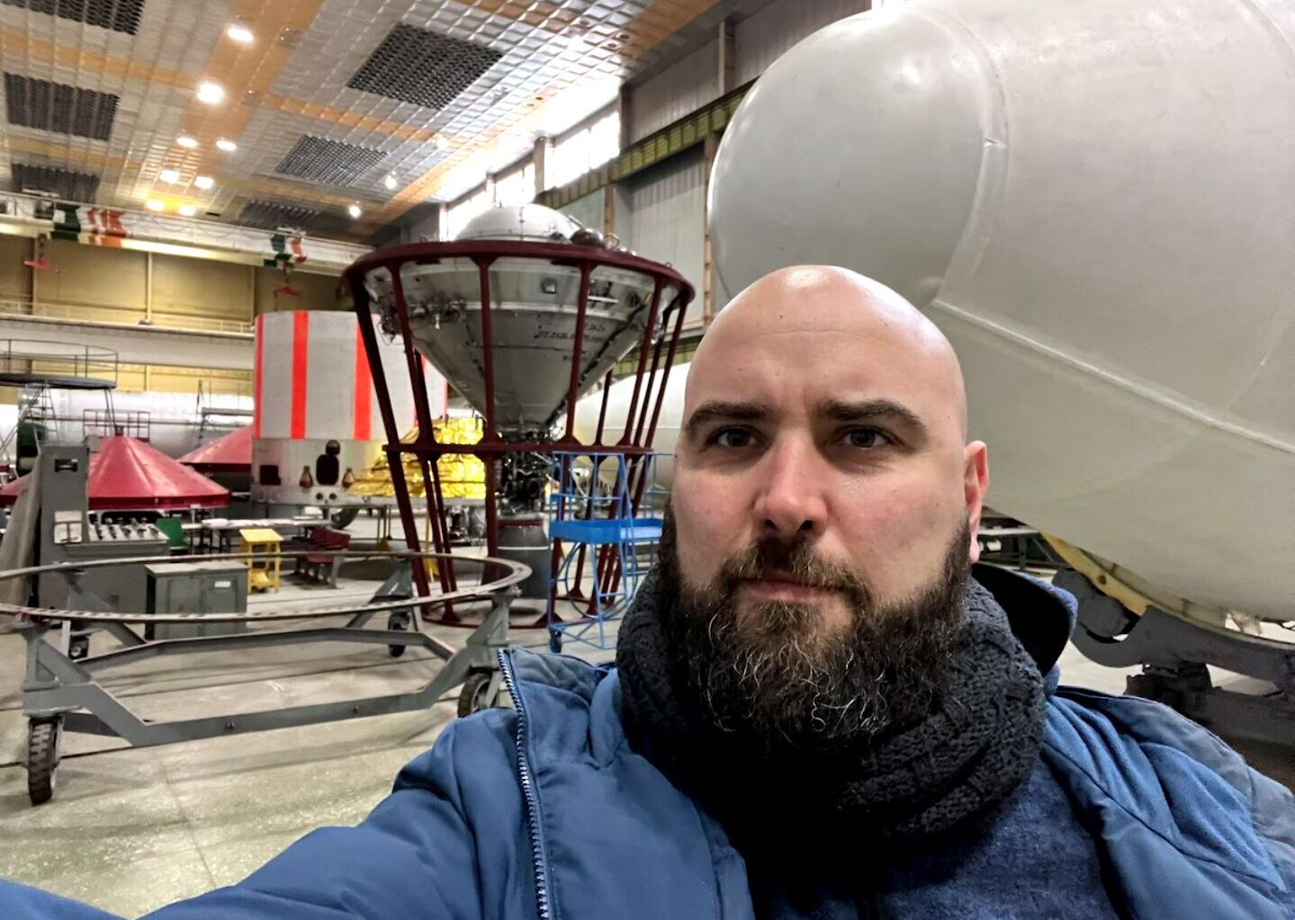 Selfie of Pablo González during a visit to a factory in the town of Dnipor in eastern Ukraine in February. 