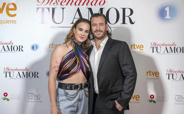 Gala Montes and Juan Diego Covarrubias, protagonists of 'Designing your love'.