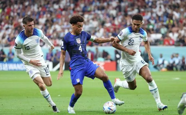 England and the United States, two of the five unbeaten teams to date