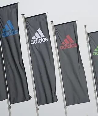Adidas deja patrocinar a la Federación Internacional de | La Verdad